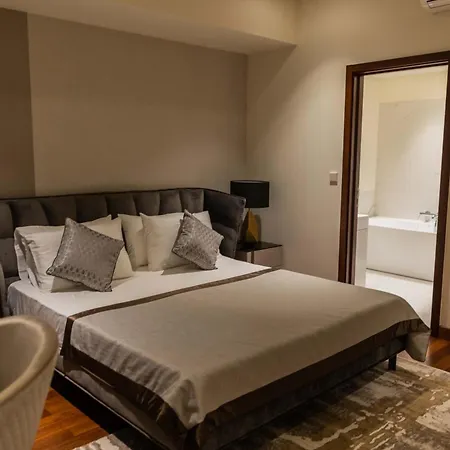 Sofia'S Luxury Seaview Central Colombo Apartment Exterior photo